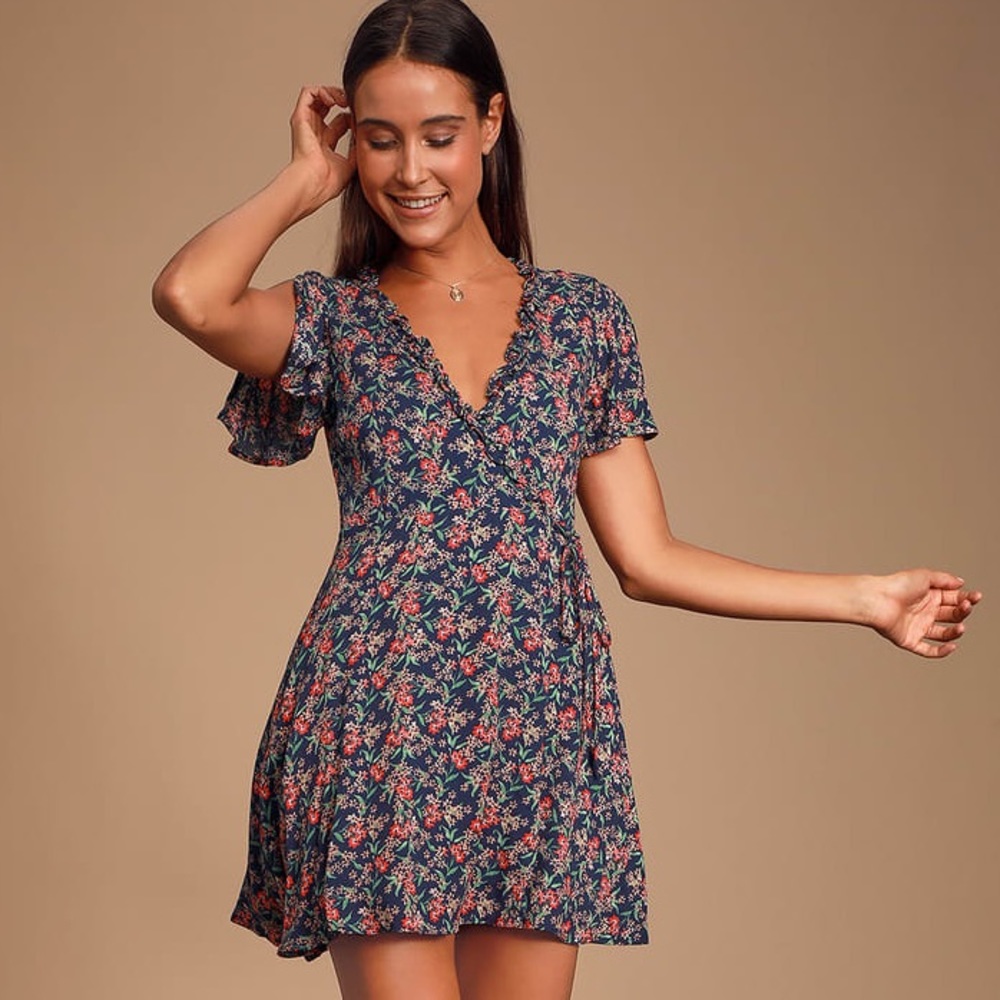 NWT Lulu's Navy Floral Wrap Dress